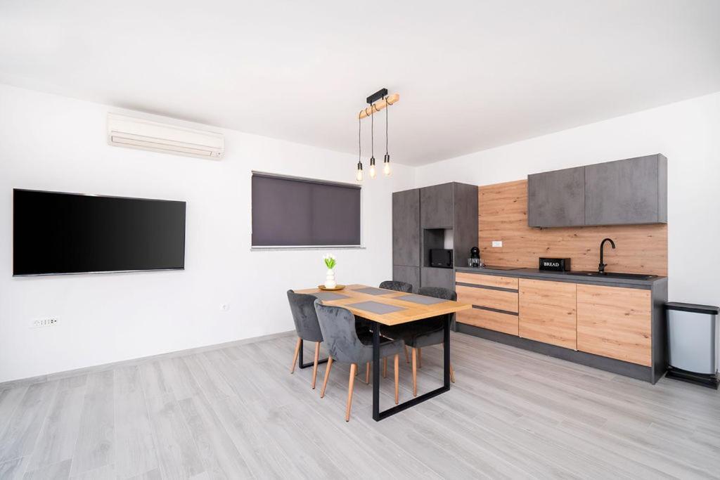 Apartments Grubisic - Sibenik - Parking Included 外观 照片